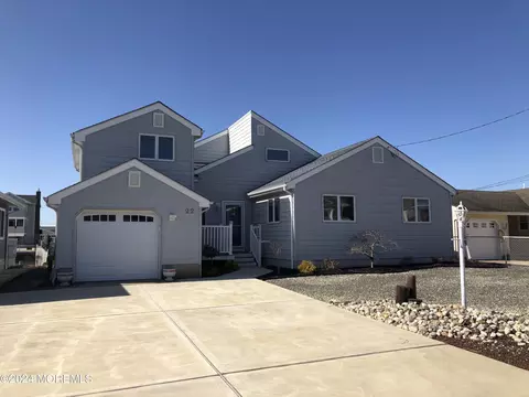 22 Beach Dr, Little Egg Harbor, NJ 08087