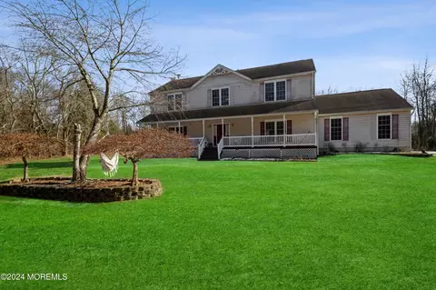 7 Carrs Tavern Rd, Millstone, NJ 08510