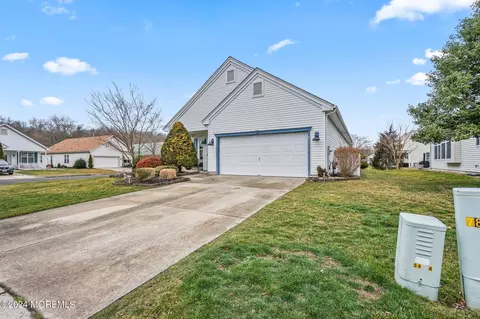54 Cotherstone Dr, Southampton, NJ 08088