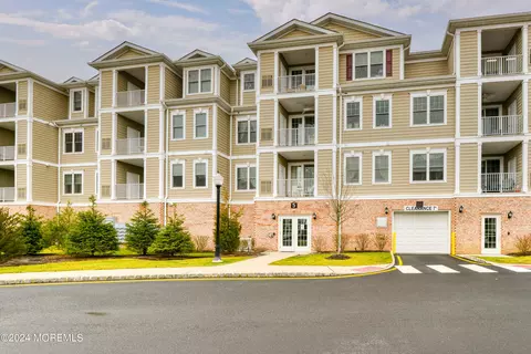 7 Centre St # 5108, Ocean, NJ 07712