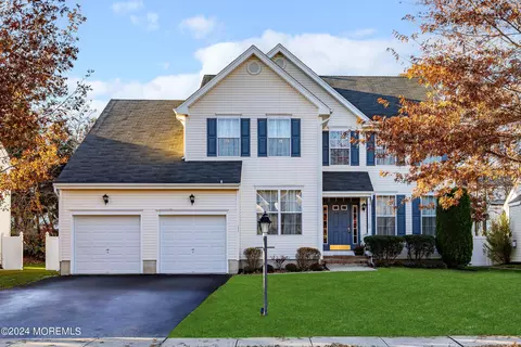 113 Vivas Dr, Barnegat, NJ 08005