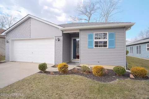 1504 Forelle Ln, Toms River, NJ 08755