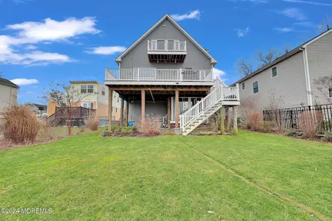 Exterior - 35 Florence Ave, Leonardo, NJ 07737 photo 5 of 11