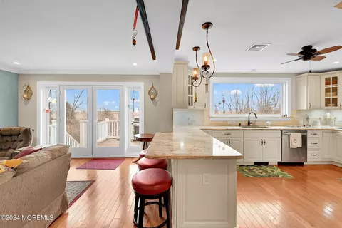 Kitchen - 35 Florence Ave, Leonardo, NJ 07737 photo 4 of 4
