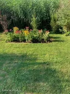 Exterior - 35 Florence Ave, Leonardo, NJ 07737 photo 10 of 11