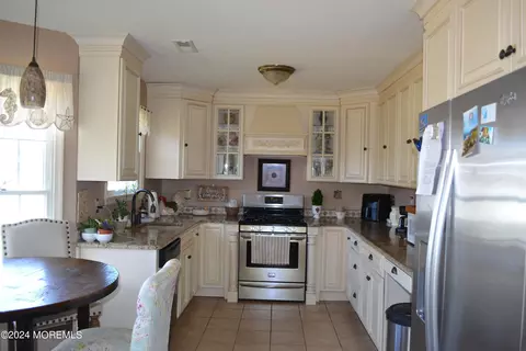 128 Liberty Ave, Stafford, NJ 08050