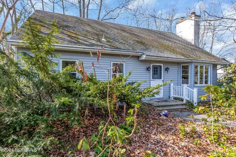 658 Vaughn Ave, Toms River, NJ 08753