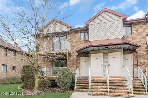 4401 Birchwood Ct #4401, North Brunswick, NJ 08902