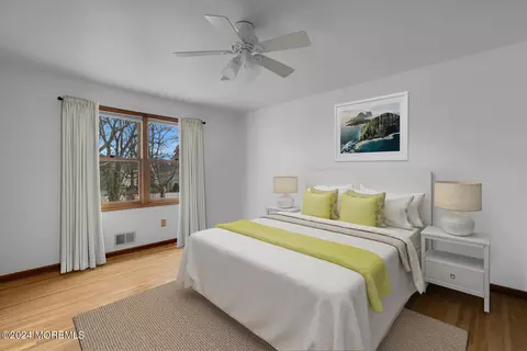 Bedroom - 41 S Ward Ave, Rumson, NJ 07760 photo 2 of 3