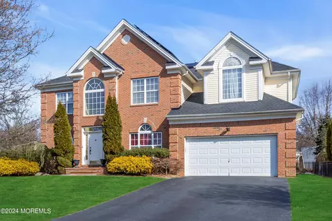 69 Picadilly Dr, Jackson, NJ 08527