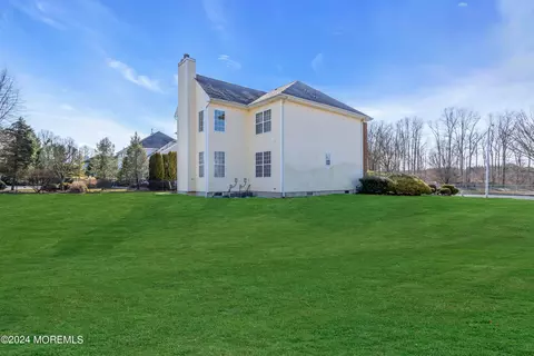 Exterior - 69 Picadilly Dr, Jackson, NJ 08527 photo 8 of 9