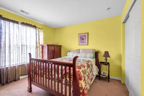 Bedroom - 69 Picadilly Dr, Jackson, NJ 08527 photo 4 of 5