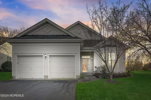 2611 Lantern Light Way, Manasquan, NJ 08736