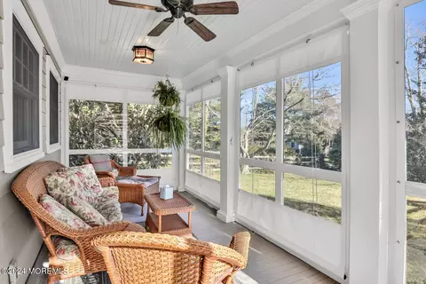 Exterior - 6 W Cherry Ln, Rumson, NJ 07760 photo 4 of 12