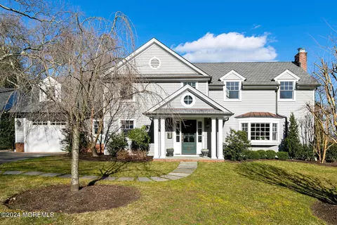 Exterior - 6 W Cherry Ln, Rumson, NJ 07760 photo 2 of 12