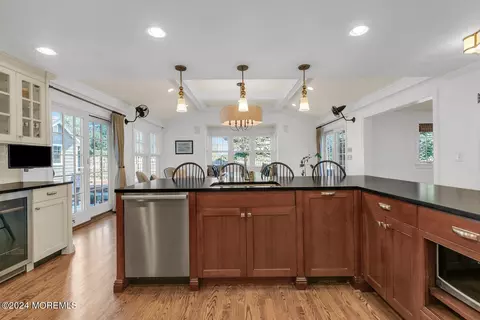 Kitchen - 6 W Cherry Ln, Rumson, NJ 07760 photo 1 of 3
