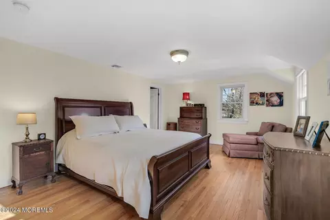 Bedroom - 6 W Cherry Ln, Rumson, NJ 07760 photo 1 of 4