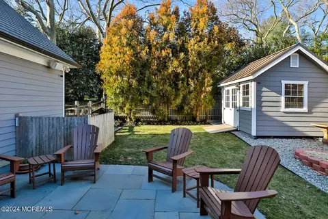 Exterior - 6 W Cherry Ln, Rumson, NJ 07760 photo 6 of 12