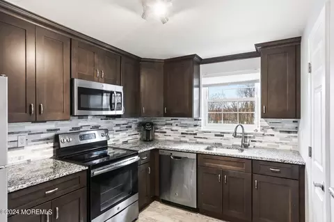 65 Cedar Ave #D3, Long Branch, NJ 07740