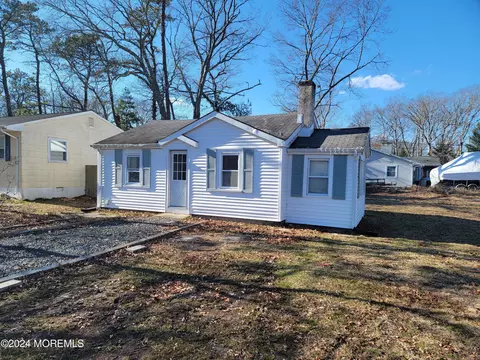Exterior - 1622 Joffre Rd, Forked River, NJ 08731 photo 2 of 9