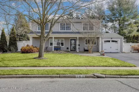 186 Marsha Dr, Middletown, NJ 07748