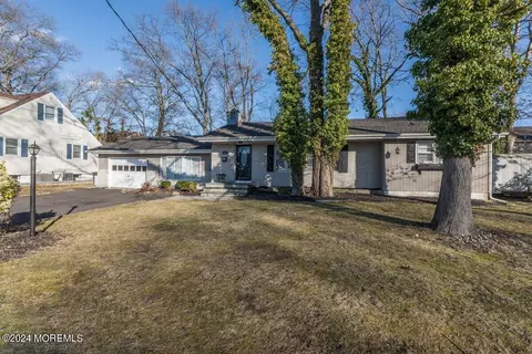 1324 Barton Ave, Point Pleasant, NJ 08742