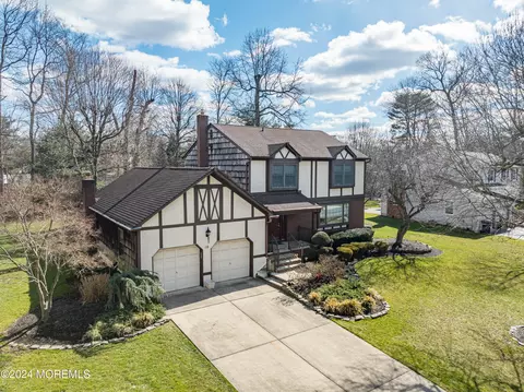 Exterior - 10 Leaf Ln, Old Bridge, NJ 08857 photo 4 of 9