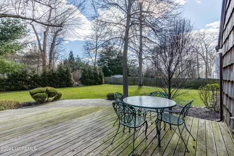 Exterior - 10 Leaf Ln, Old Bridge, NJ 08857 photo 8 of 9