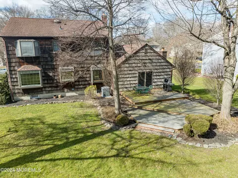 Exterior - 10 Leaf Ln, Old Bridge, NJ 08857 photo 7 of 9