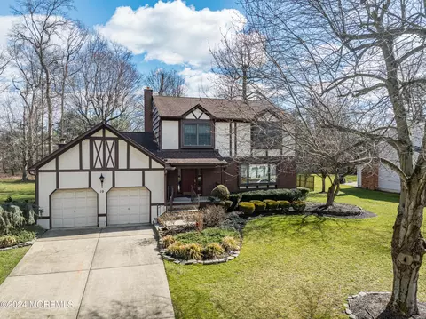 Exterior - 10 Leaf Ln, Old Bridge, NJ 08857 photo 5 of 9