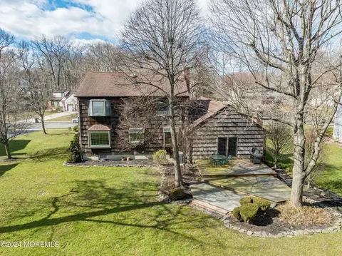 Exterior - 10 Leaf Ln, Old Bridge, NJ 08857 photo 6 of 9
