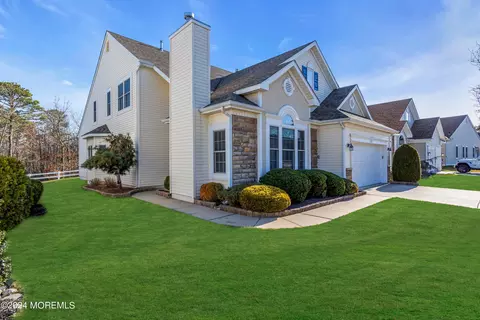 Exterior - 3 Manasquan Rd, Waretown, NJ 08758 photo 2 of 12