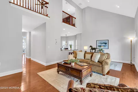 Living - 3 Manasquan Rd, Waretown, NJ 08758 photo 13 of 16