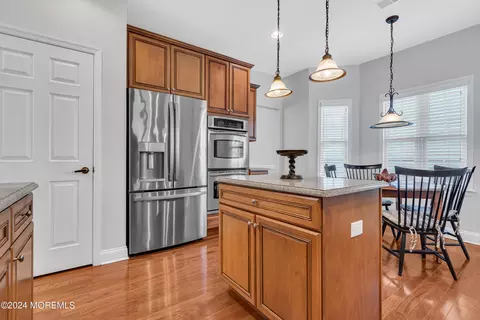 Kitchen - 3 Manasquan Rd, Waretown, NJ 08758 photo 4 of 9