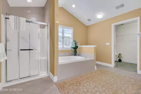 Bath - 3 Manasquan Rd, Waretown, NJ 08758 photo 5 of 6