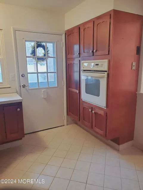 170 Sterling Ct # A, Lakewood, NJ 08701