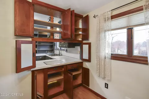 Kitchen - 26 Bruce Ct, Milltown, NJ 08850 photo 1 of 6