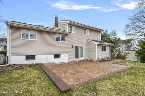Exterior - 26 Bruce Ct, Milltown, NJ 08850 photo 8 of 11