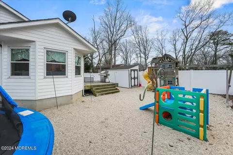 Exterior - 723 Alpine St, Forked River, NJ 08731 photo 6 of 6