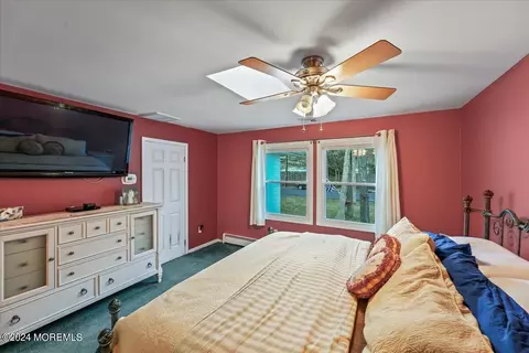 Bedroom - 723 Alpine St, Forked River, NJ 08731 photo 3 of 4