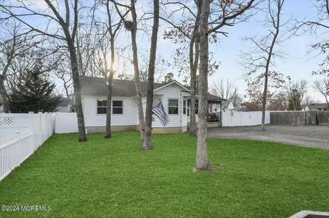Exterior - 723 Alpine St, Forked River, NJ 08731 photo 2 of 6