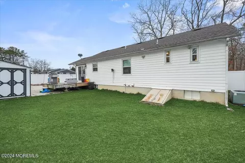 Exterior - 723 Alpine St, Forked River, NJ 08731 photo 4 of 6