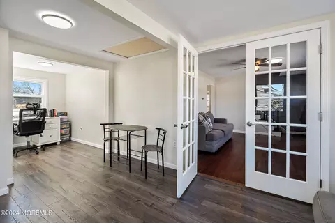 Living - 5 Hampton Rd, Howell, NJ 07731 photo 4 of 4