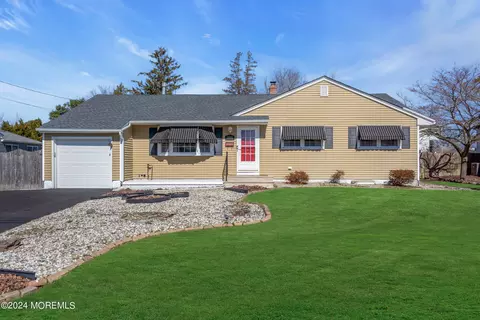 205 Green Tree Rd, Brick, NJ 08724