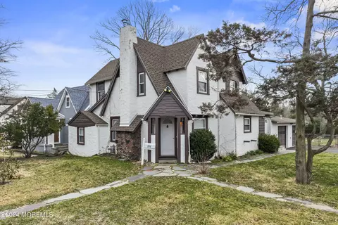 206 Hoover Rd, Neptune City, NJ 07753
