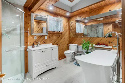 Bath - 375 Cook Rd, Jackson, NJ 08527 photo 1 of 1