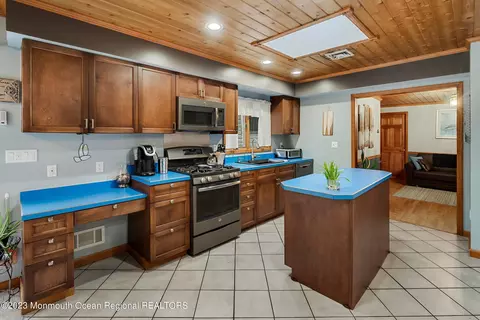 Kitchen - 375 Cook Rd, Jackson, NJ 08527 photo 1 of 3