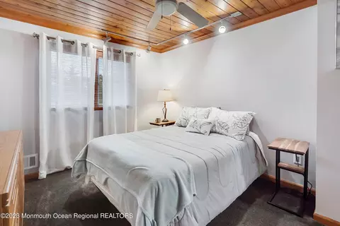 Bedroom - 375 Cook Rd, Jackson, NJ 08527 photo 2 of 2