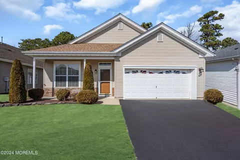 15 Durham Ave, Manchester, NJ 08759