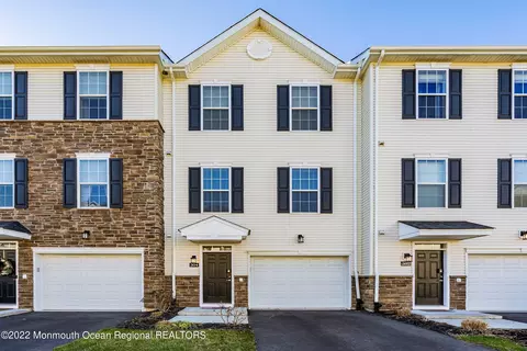 304 Discovery Rd #1804, Brick, NJ 08723